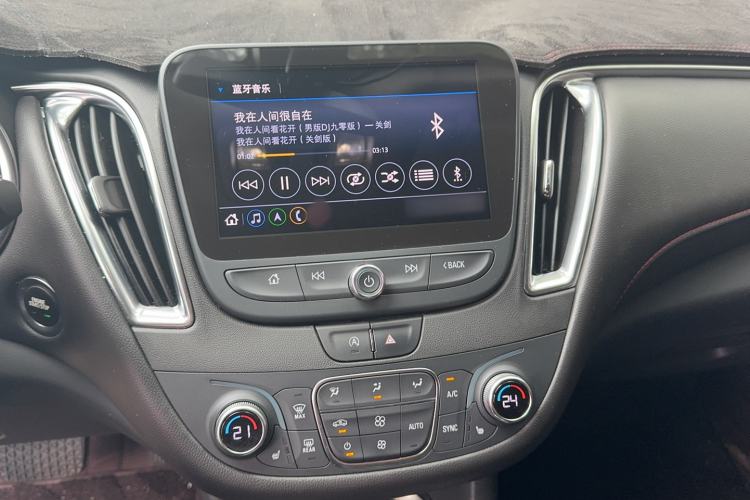 Used Chevrolet Malibu XL 2021 Redline 550T Automatic Sharp Edition Audio And AC Panel