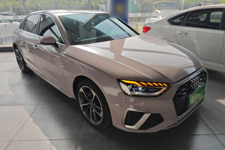 Used Audi A4L 2022 40 TFSI Fashion Dynamic Model
