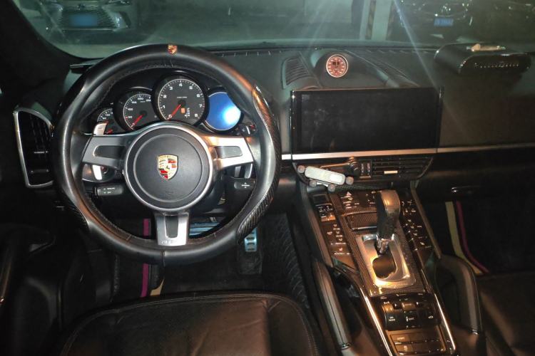 Used Porsche Cayenne 2011 Cayenne 3.0T Center Console