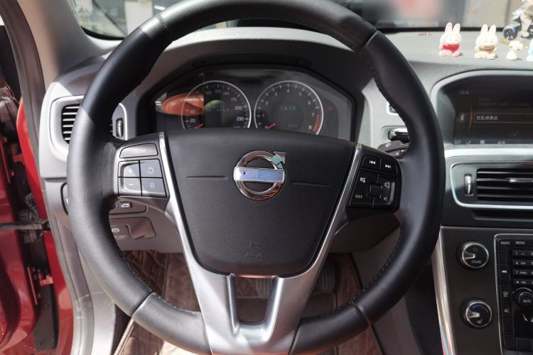 Used Volvo S60 2013 T5 Zhiya Edition Steering Wheel