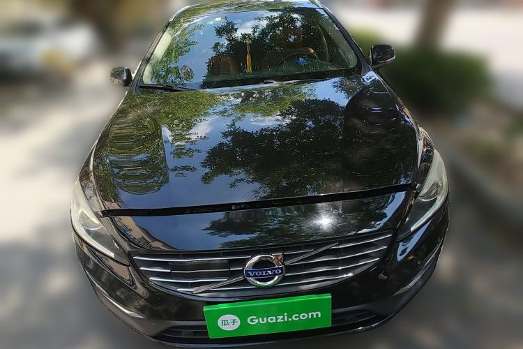 Used Volvo V60 2014 T5 Zhiya Edition
