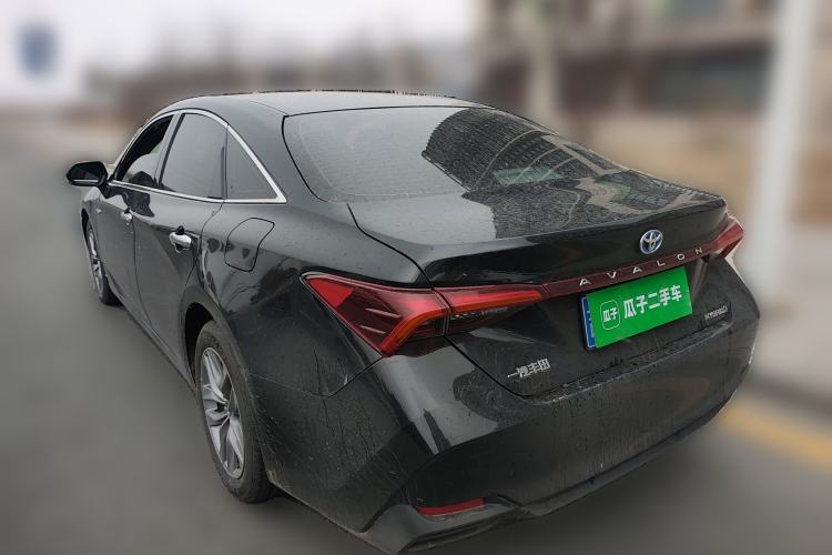 Used Toyota Avalon 2019 Dual-Engine 2.5L Luxury Edition China VI Standard
