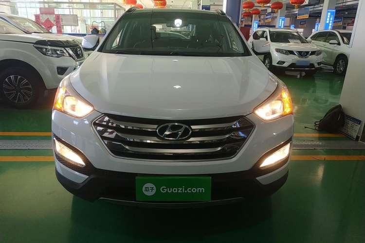 Used Hyundai Santa Fe 2015 2.0T Automatic 4x4 Smart 7-Seater