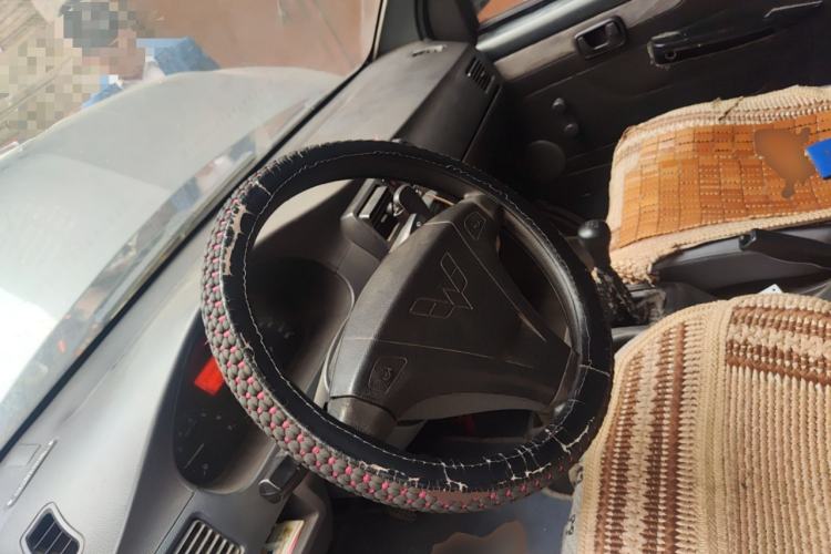 Used Wuling Rongguang 2011 1.2L Base Version