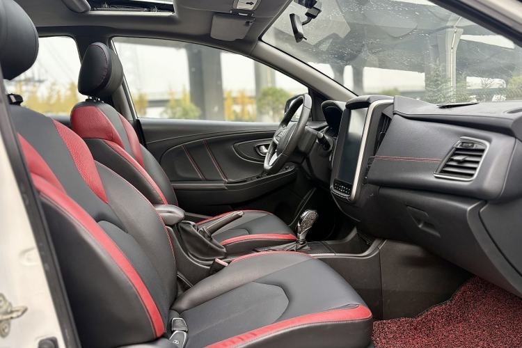 Used Luxgen U5 SUV 2017 1.6L CVT Jazz Edition
