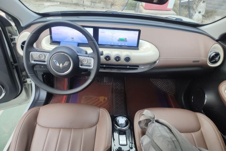 Used Wuling Bingo 2023 333 km Lingxi Connected Version
