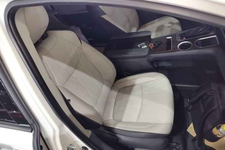 Used Toyota SIENNA 2024 2.5L Hybrid Comfort Edition Right Front Seat