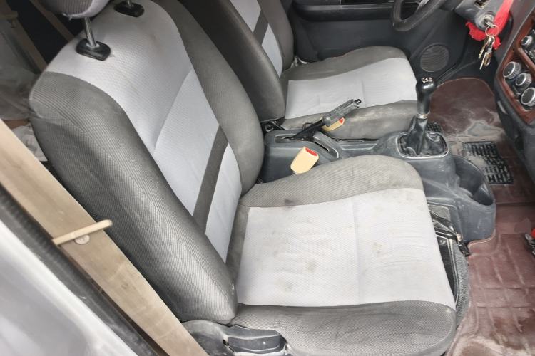 Used CHANGAN KAICHENG Ruixing M60 2019 1.5L Business Version China VI 6-Seater DAM15KR Left Rear Seat