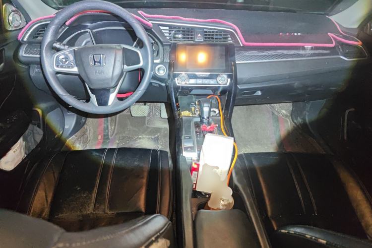 Used Honda Civic 2016 220TURBO CVT Luxury Edition Center Console