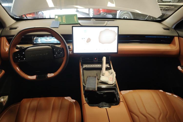 Used JETOUR Dashing 2025 1.5TD DCT Flagship Edition Center Console