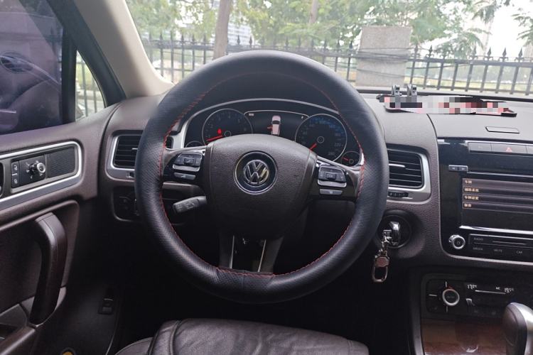 Used Volkswagen Touareg 2014 3.0 TSI New Edition