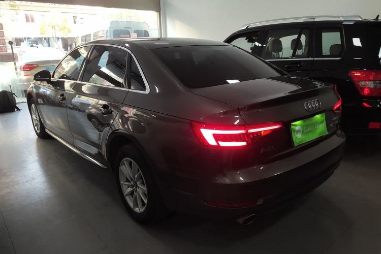 Used Audi A4L 2017 40 TFSI Ambition Edition