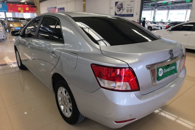 Used Zotye Z300 2014 1.5L Value Edition Manual Elite Model Exterior 2