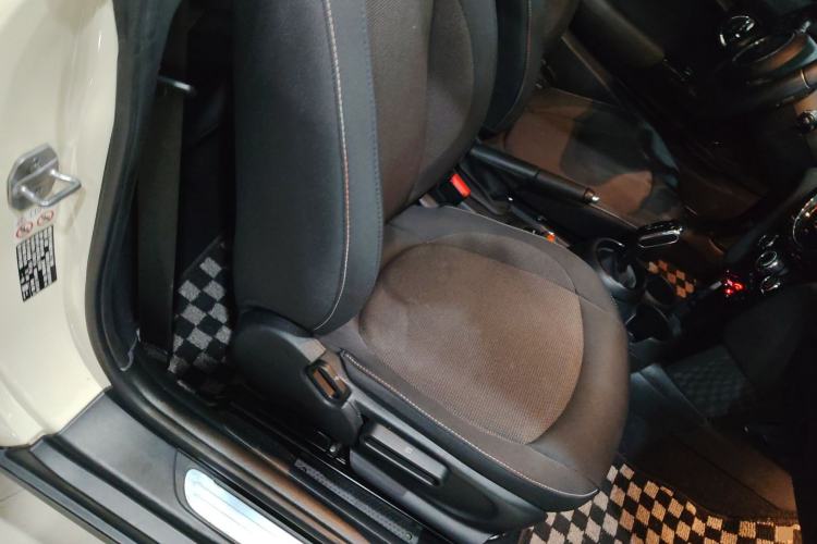 Used MINI MINI 2023 1.5T ONE