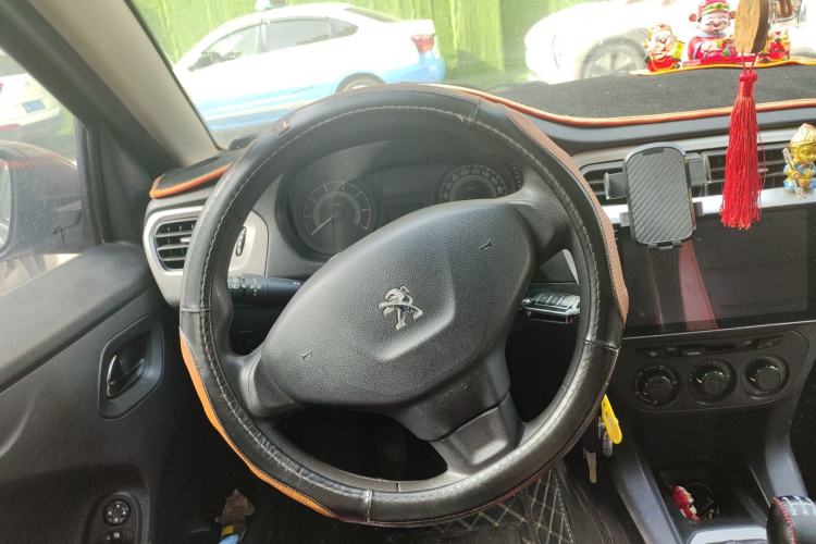 Used Peugeot 301 2014 1.6L Manual Comfort Edition
