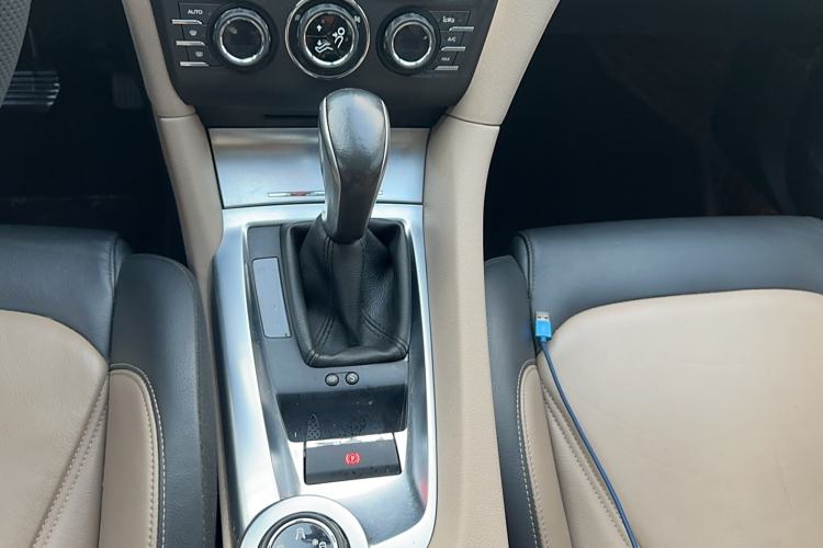 Used DS 6 2014 1.6T Luxury Edition THP160
