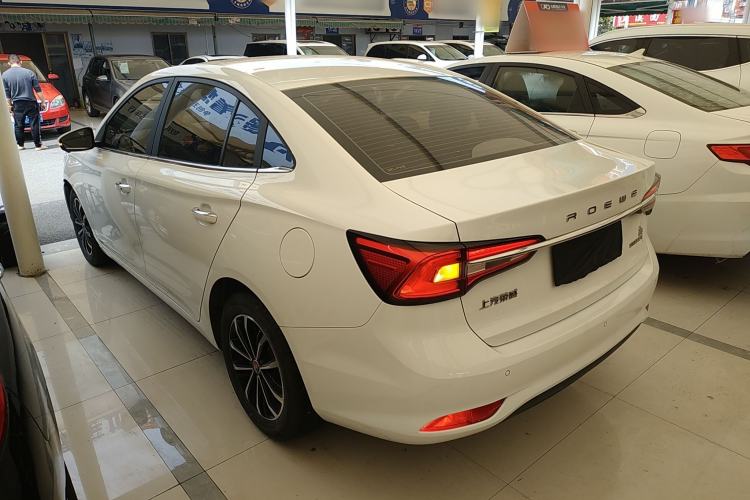 Used Roewe i5 2020 1.5L Automatic 4G Connect Luxury Flagship Edition
