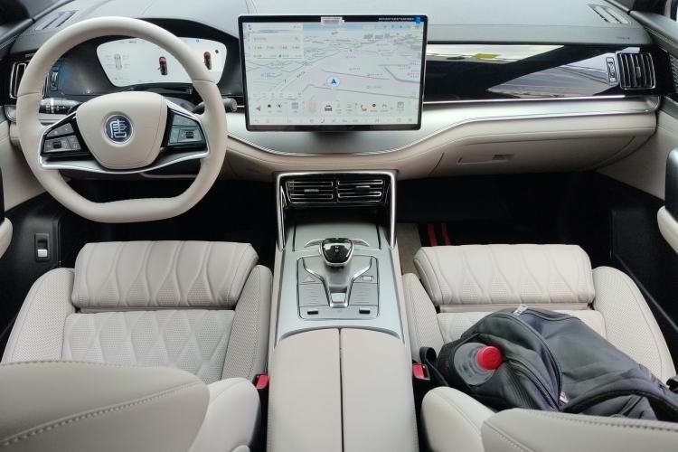 Used BYD Tang New Energy 2025 Intelligent Driving Version DM-i 115KM Flagship Edition Center Console