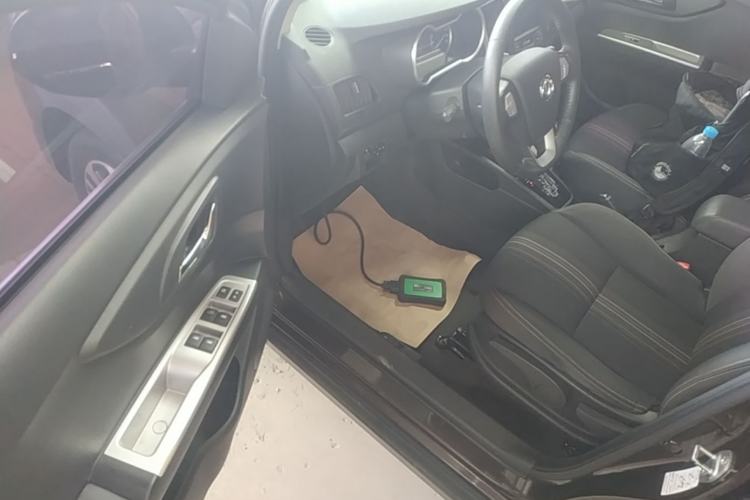 Used Dongfeng Aeolus AX3 2016 1.5L Automatic Zunku Model

