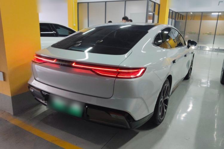 Used Geely Galaxy E8 2025 575 km Exploration Intelligent Driving Edition Rear Right 45 Deg