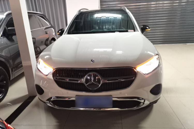 Used Mercedes-Benz GLC 2023 GLC 260 L 4MATIC Dynamic Edition 7-seater Front