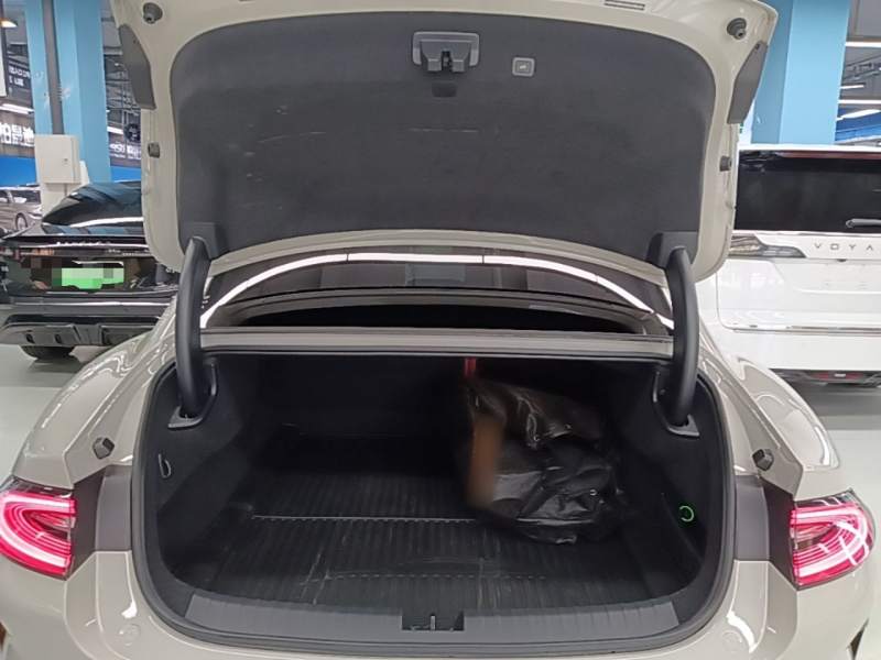 Used Xiaomi Auto SU7 2024 Rear-Drive Long-Range Intelligent Driving Version — 18