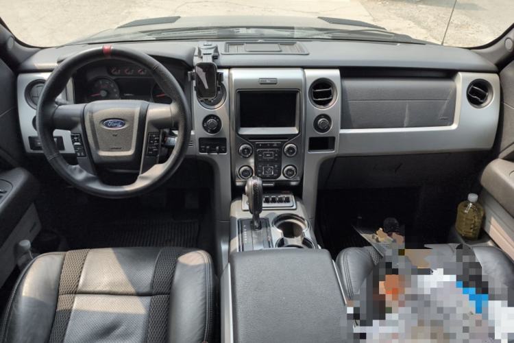 Used Ford F-150 Raptor  Center Console