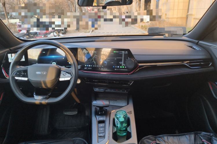 Used CHANGAN OSHAN X5 PLUS 2023 Revised Version 1.5T DCT Navigation Edition
