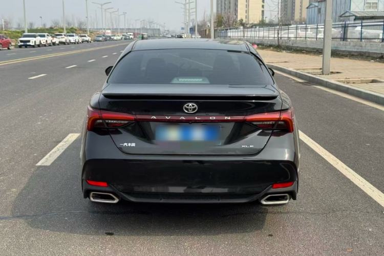 Used Toyota Avalon 2019 2.0L XLE Premium Edition China VI