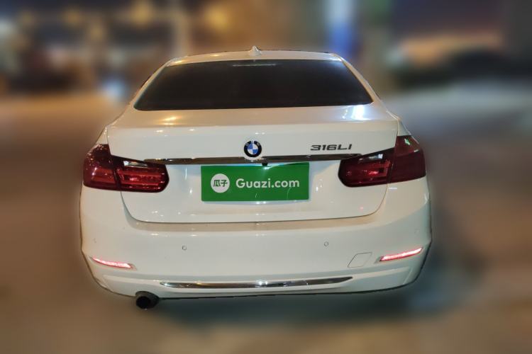 Used BMW 3 Series 2015 316Li Manual Model
