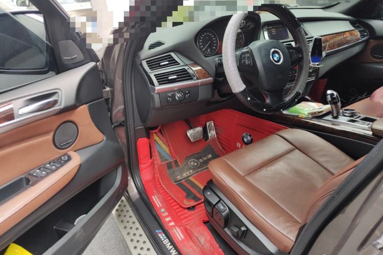 Used BMW X5 
