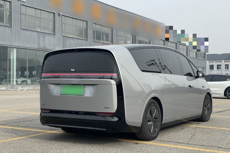 Used Li Auto MEGA 2025 Home Family Special Edition