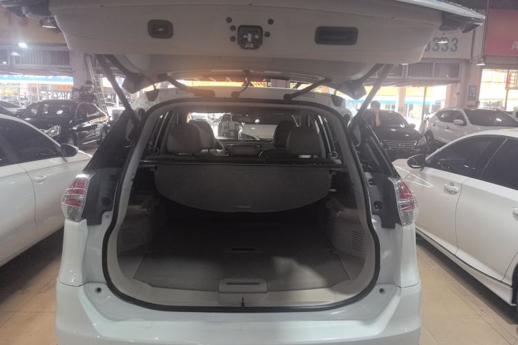 Used Nissan X-Trail 2014 2.5L CVT Luxury Edition 4WD Trunk