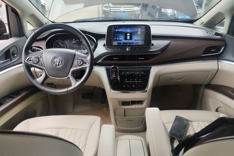 Used Buick GL8 2021 Land Cruiser Executive Class 652T Luxury Model
