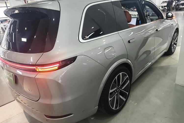 Used Li Auto L9 2022 Max model
