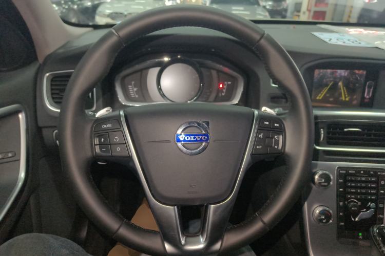 Used Volvo V60 2017 Cross Country T5 AWD China V Standard