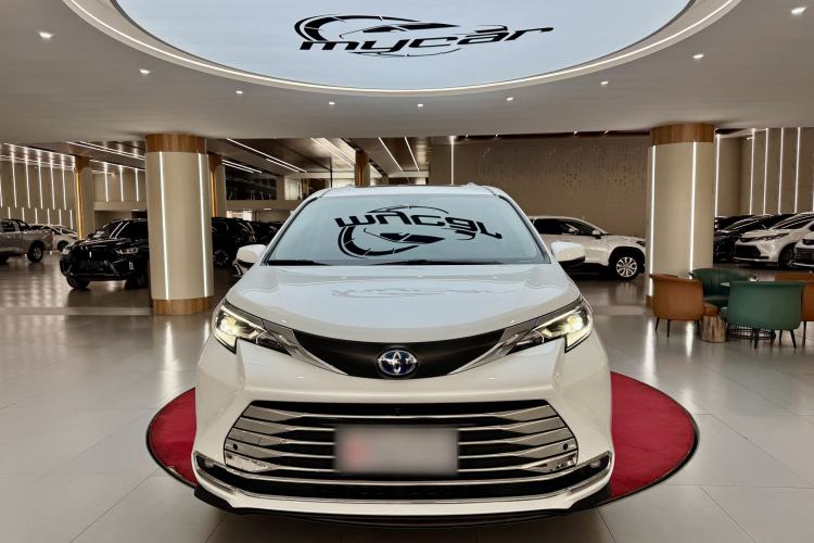 Used Toyota SIENNA 2023 2.5L Hybrid Comfort Edition Exterior 1