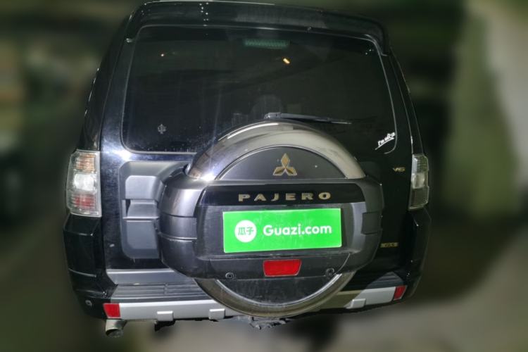 Used Mitsubishi Pajero 2016 3.0L Automatic Prestige Version China IV Standard