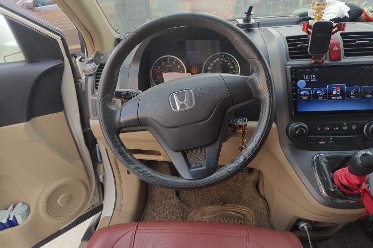 Used Honda CR-V 2010 2.0L manual two-wheel drive urban version