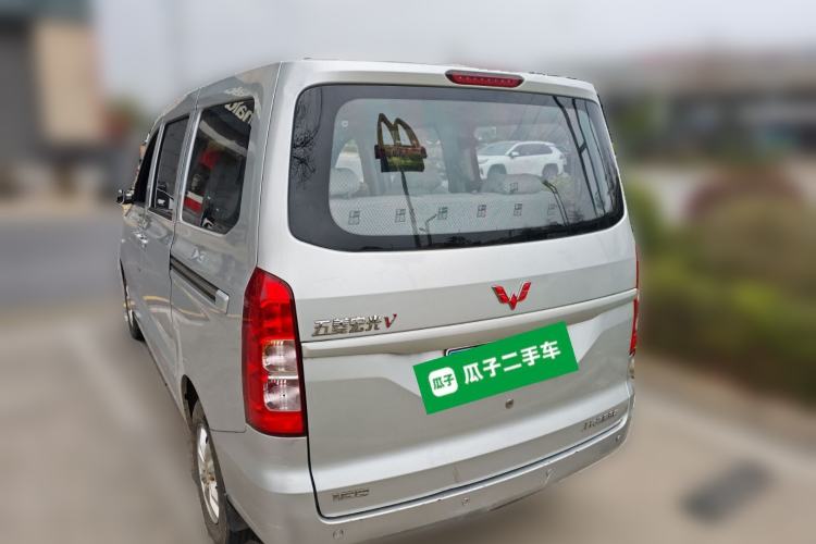 Used Wuling Hongguang V 2019 1.5L Enjoyment Version China VI LAR