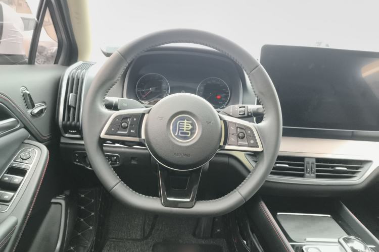 Used BYD Tang New Energy 2020 DM 2.0T Dual-Engine All-Wheel Drive Prestige 7-Seater China VI Standard