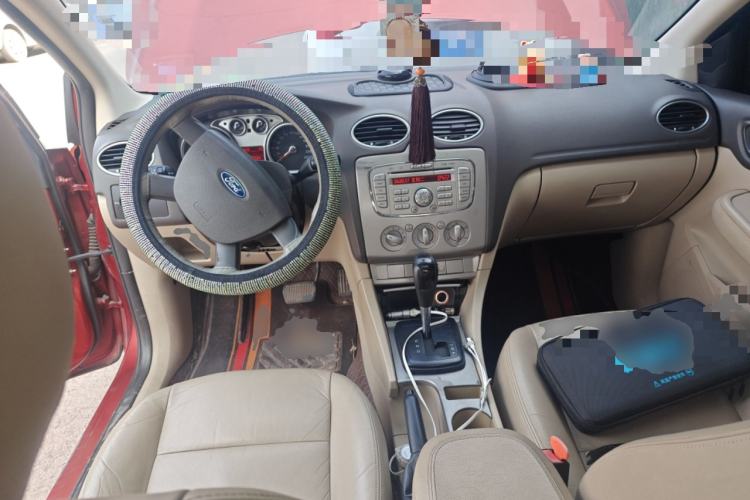 Used Ford Focus 2011 Hatchback 1.8L Automatic Fashion Edition
