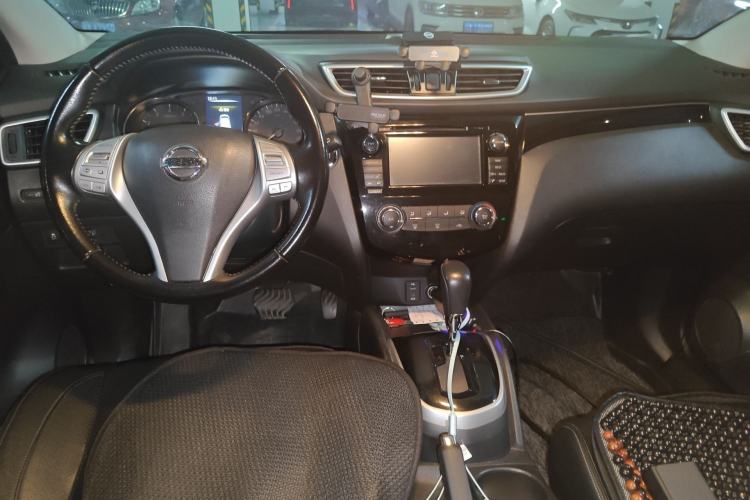 Used Nissan Qashqai 2016 2.0L CVT Flagship Edition
