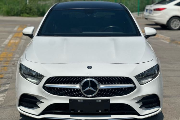 Used Mercedes-Benz A-Class 2020 Facelift A 180 L Sport Sedan Special Configuration Exterior 1