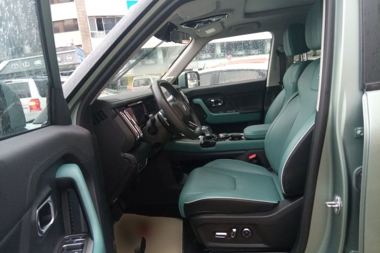 Used JETOUR Freelander 2025 2.0TD Automatic XWD Conqueror Left Front Seat