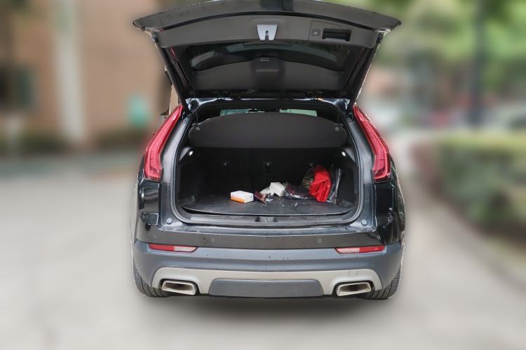 Used Cadillac XT4 2020 Revised Version 28T All-Wheel Drive Leading Edition Trunk