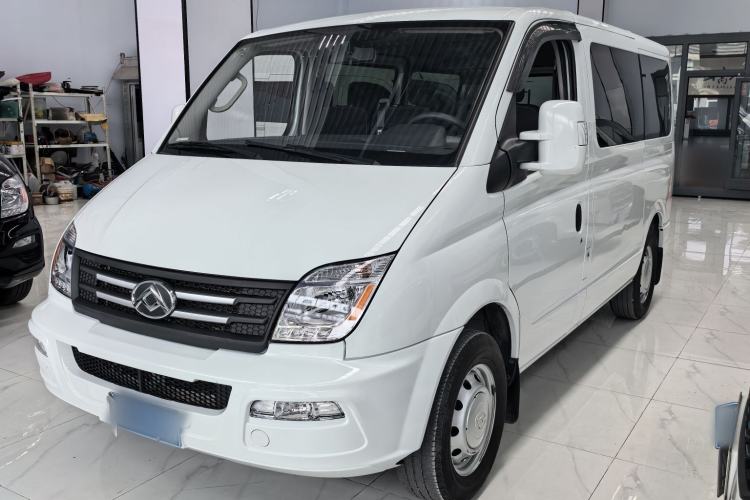 Used SAIC MAXUS Xintu V80 2023 2.0T AMT Classic Aoyuntong Short Wheelbase Ultra-Low Roof 5/6-Seater