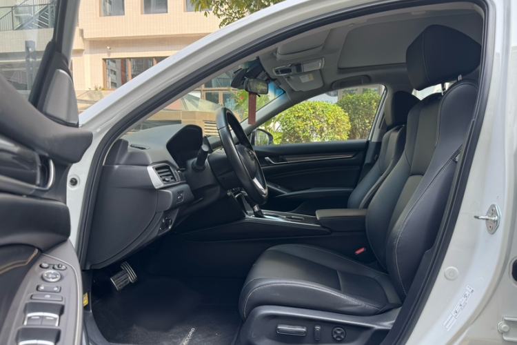 Used Honda Accord 2022 260TURBO Phantom Night · Prestige Edition
