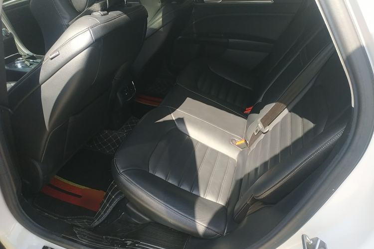 Used Ford Mondeo 2017 EcoBoost 180 Stylish Model Left Rear Seat