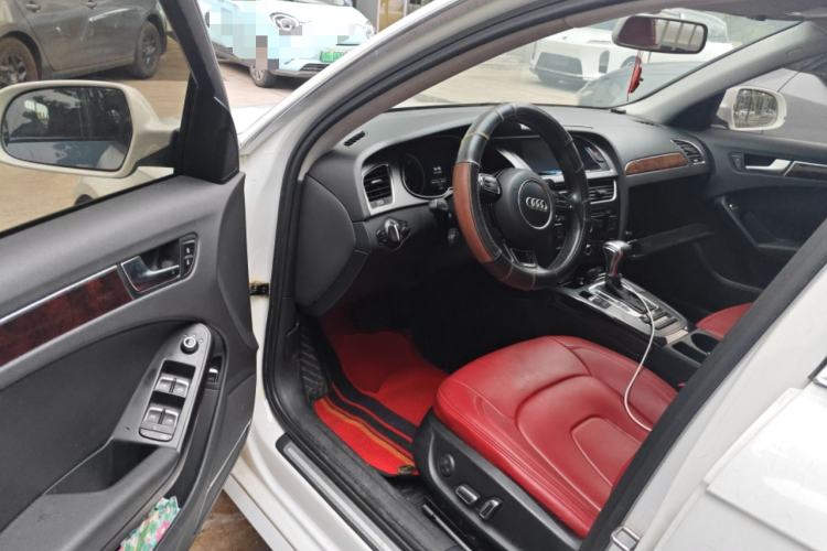 Used Audi A4L 2013 35 TFSI Automatic Comfort Model Driver Seat